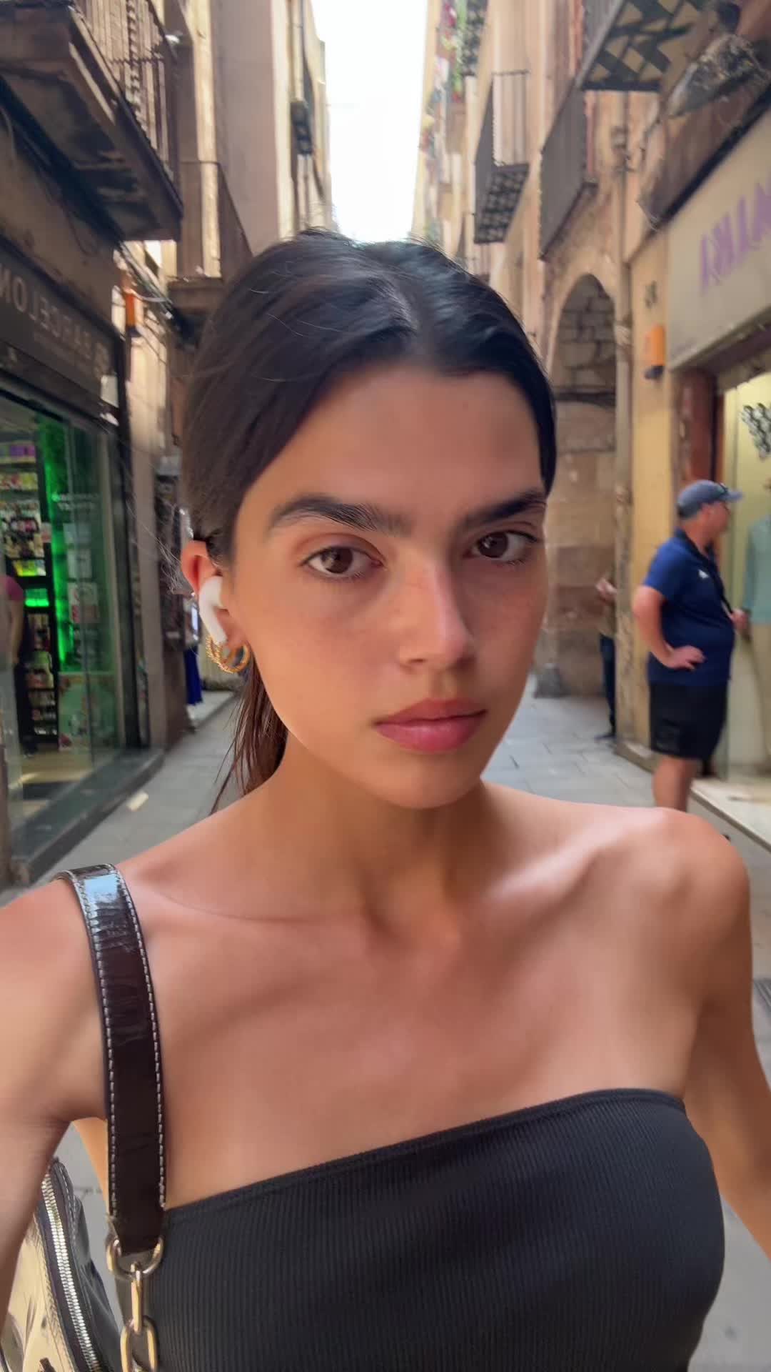 @laurentsears