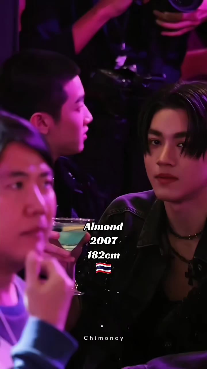 @Khunfaakhaa