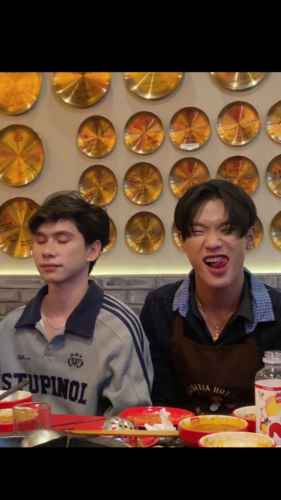 @ថារី