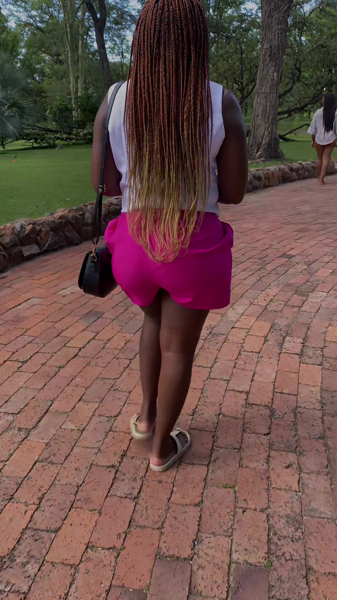 @charmainetaku