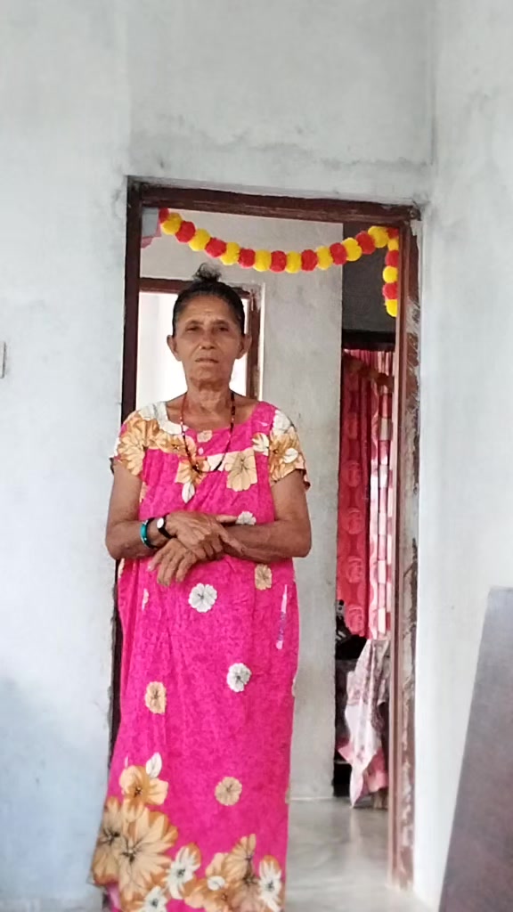 @सपना राउत ।,,,,,,