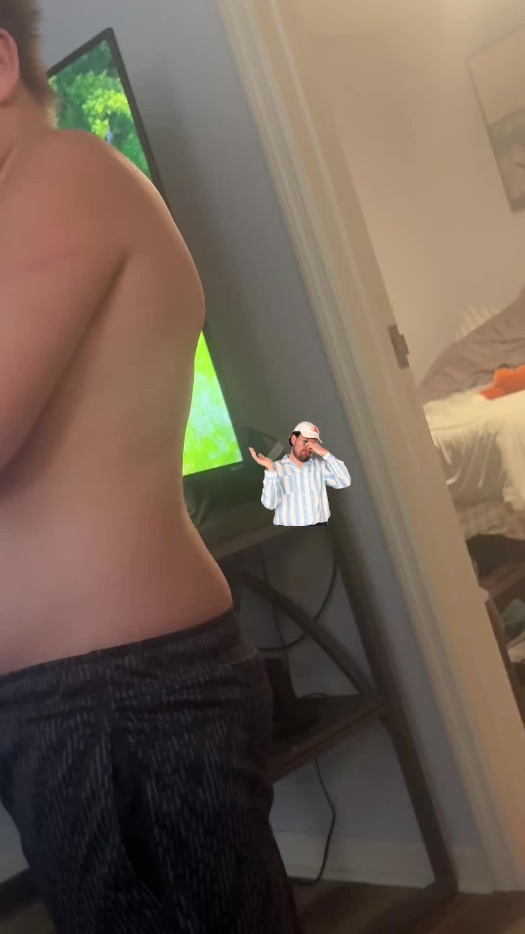 @TheTravelingAuthor