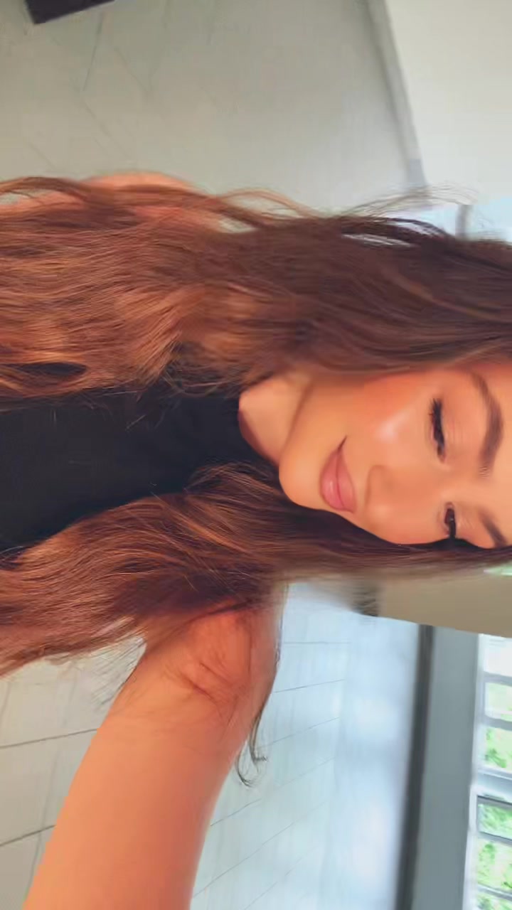 @ń