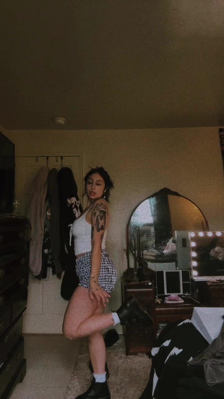 @ariel 🧛🏻♀️