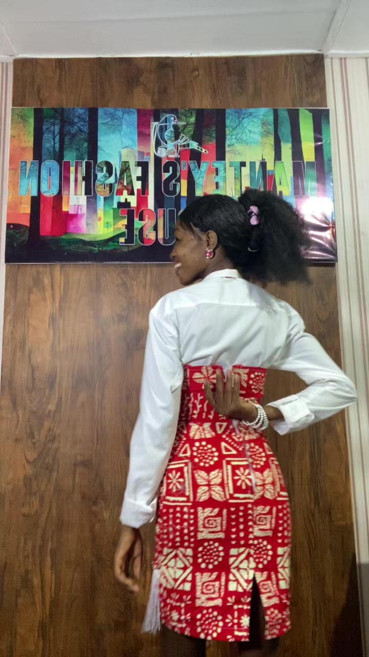 @Manteysfashion_House🧵🪡