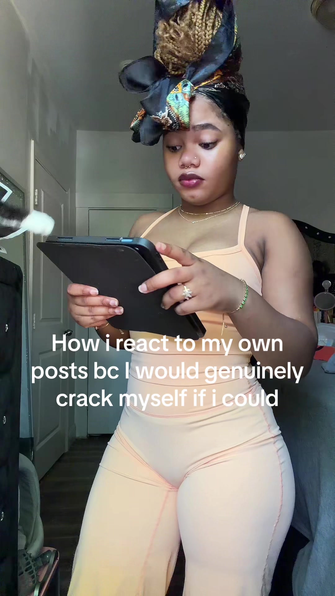 @𝒩𝒾𝒶