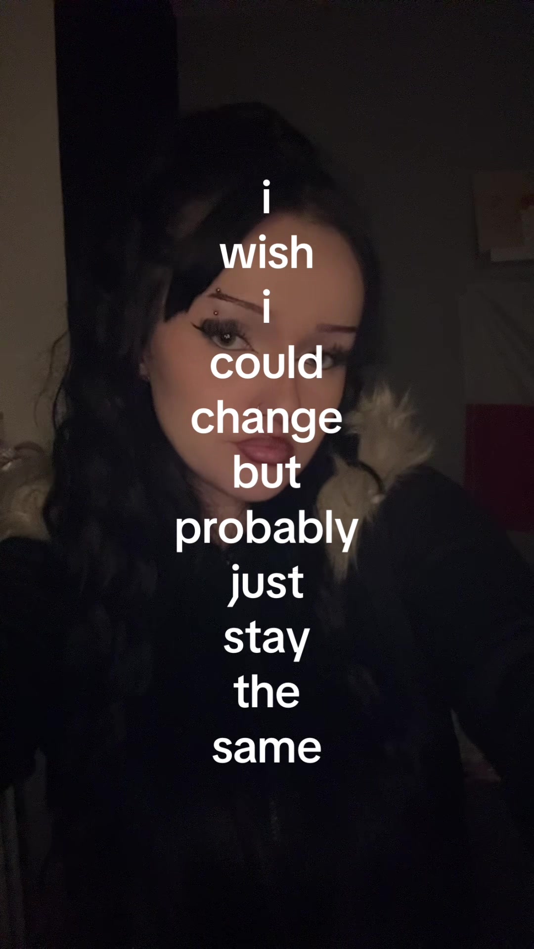 @𖣂