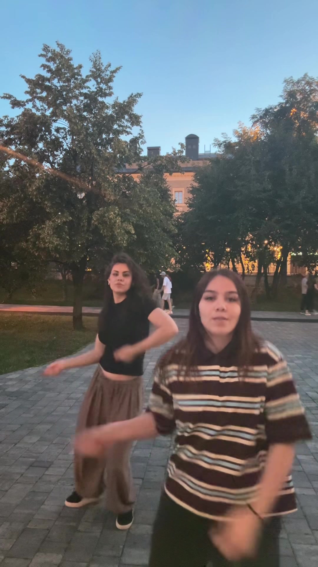@🥵