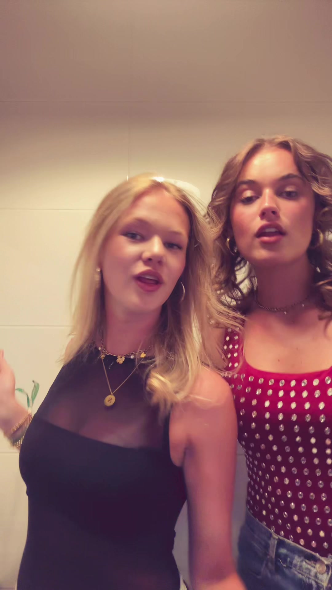 @𝐒𝐚𝐧𝐧𝐞🌞🌺🍸