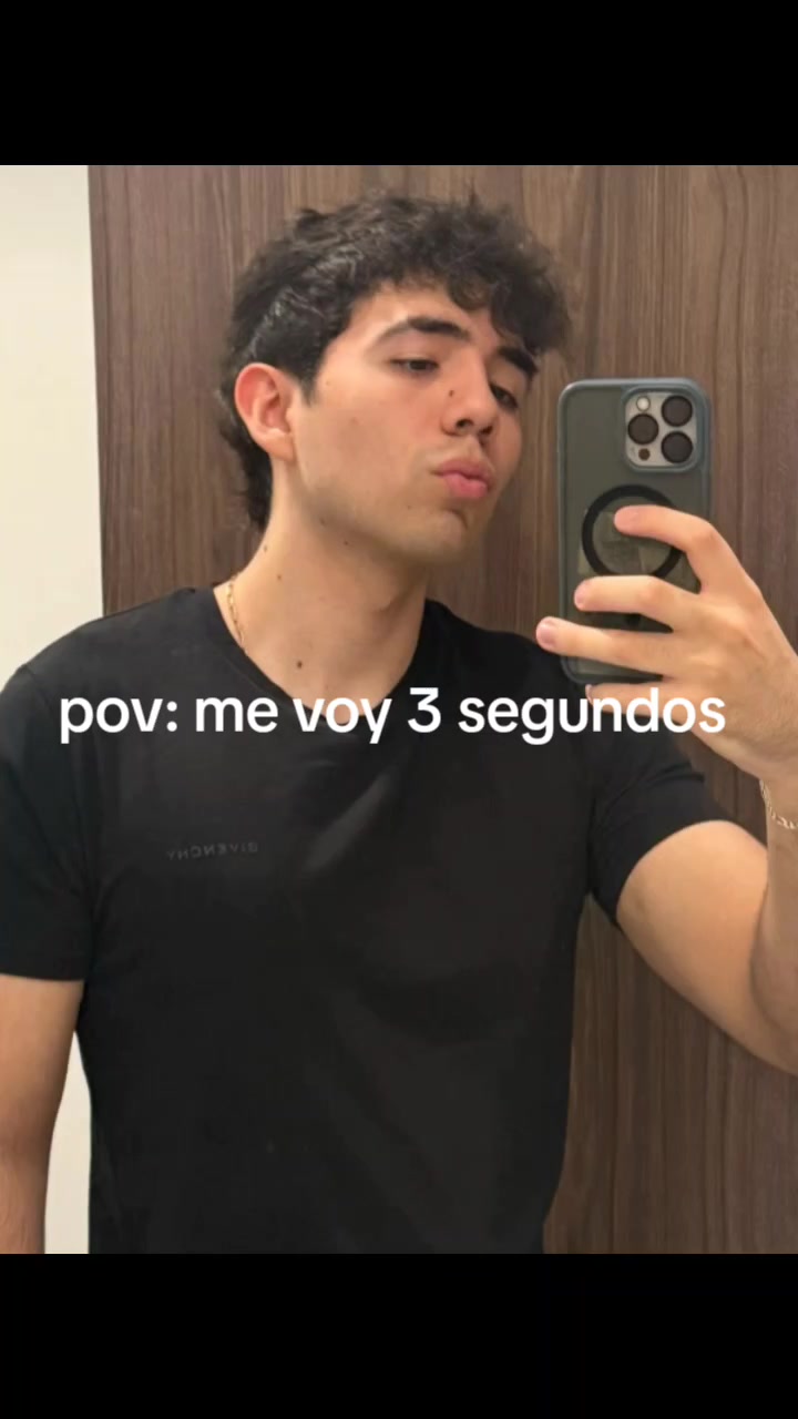 @˚₊‧꒰ა🦍ISABELA🦍 ໒꒱‧₊˚