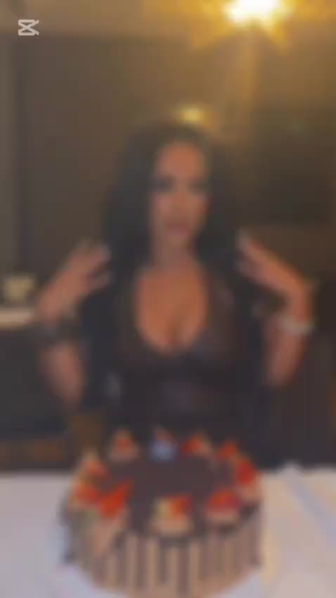 @kaylanne