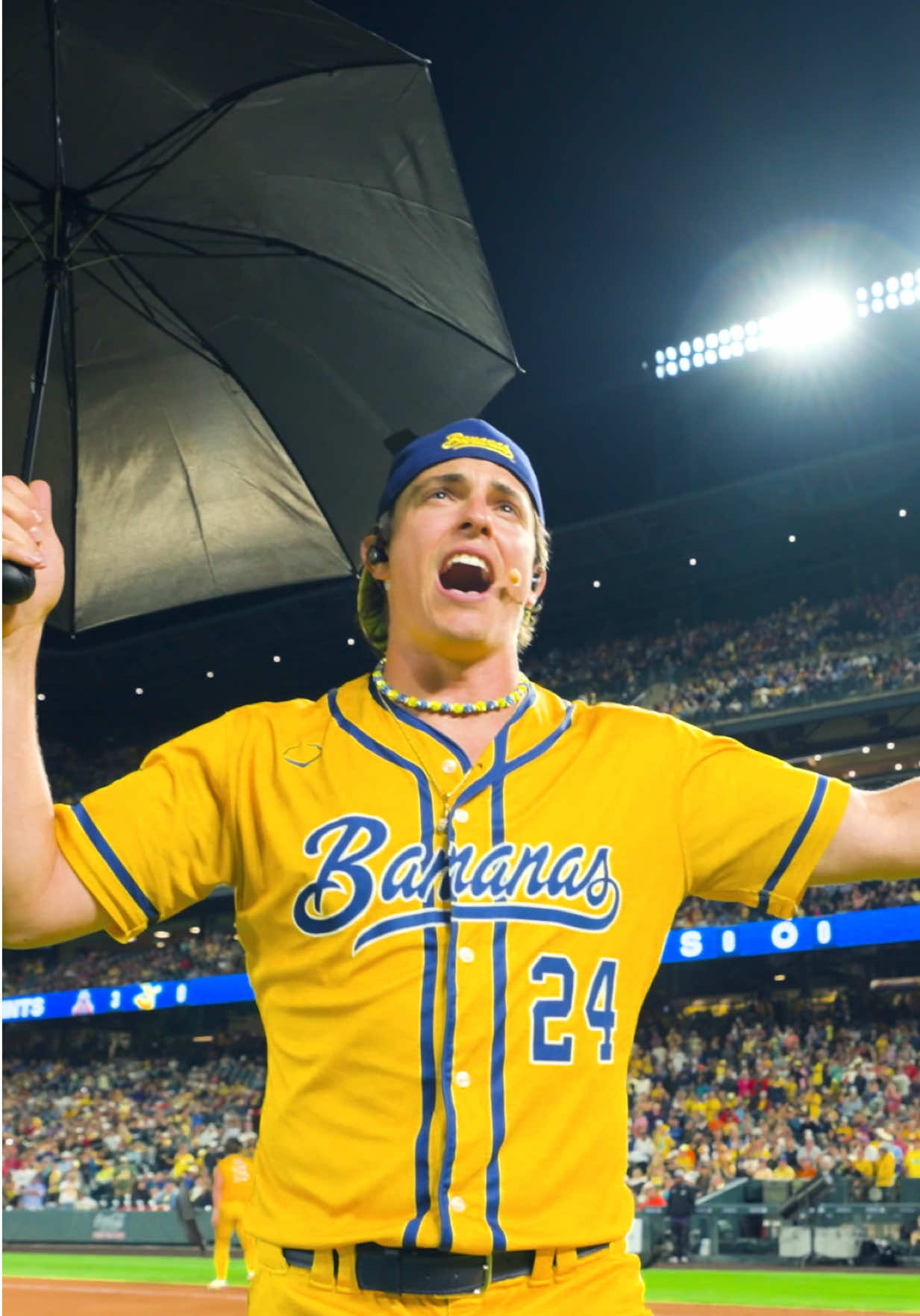 @thesavbananas