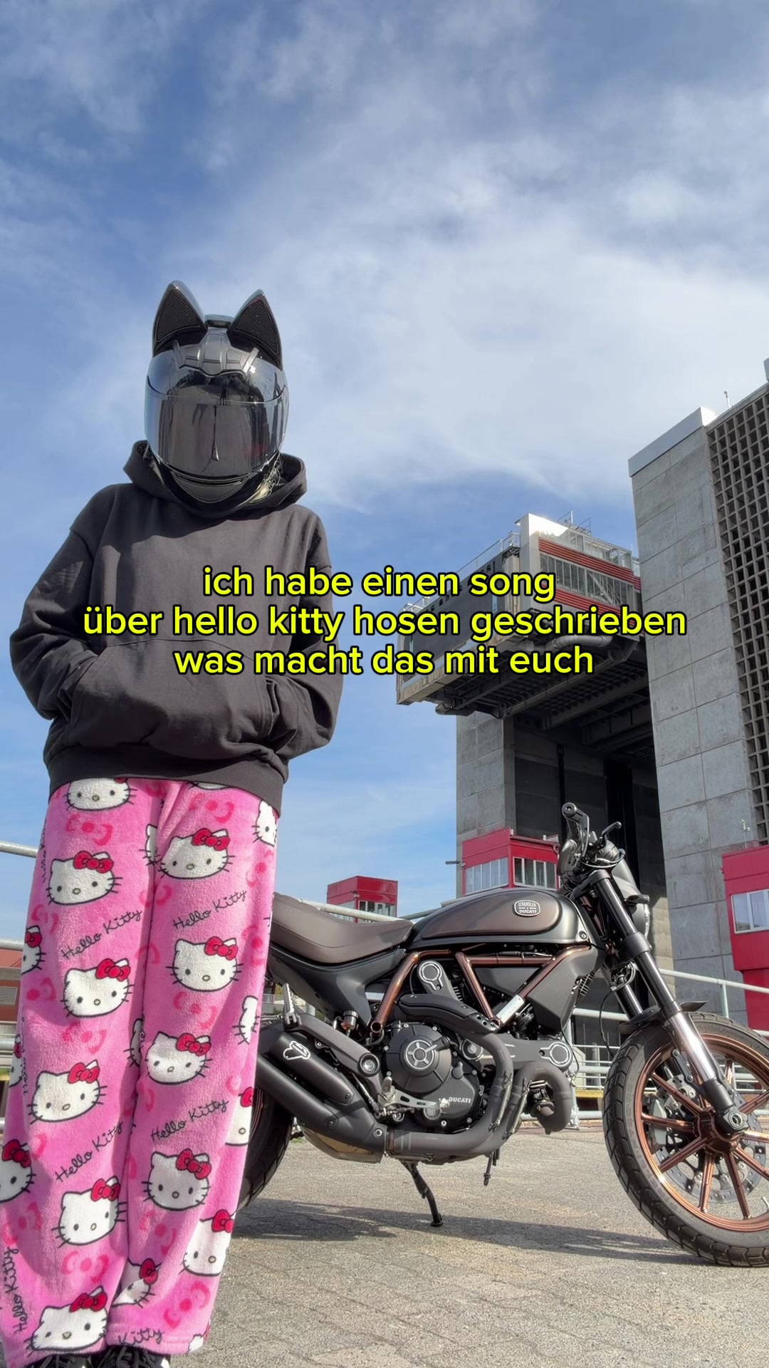 @Elina