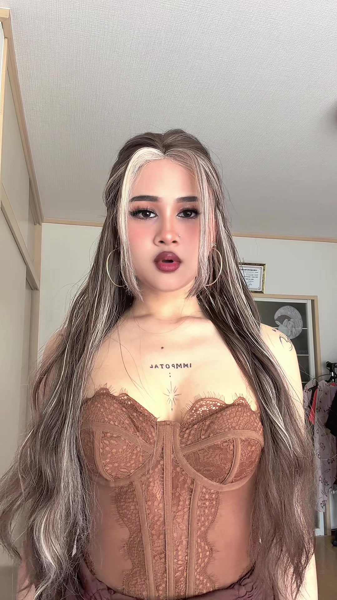 @愛l:𝐄𝐌𝐈𝐊𝐎シ