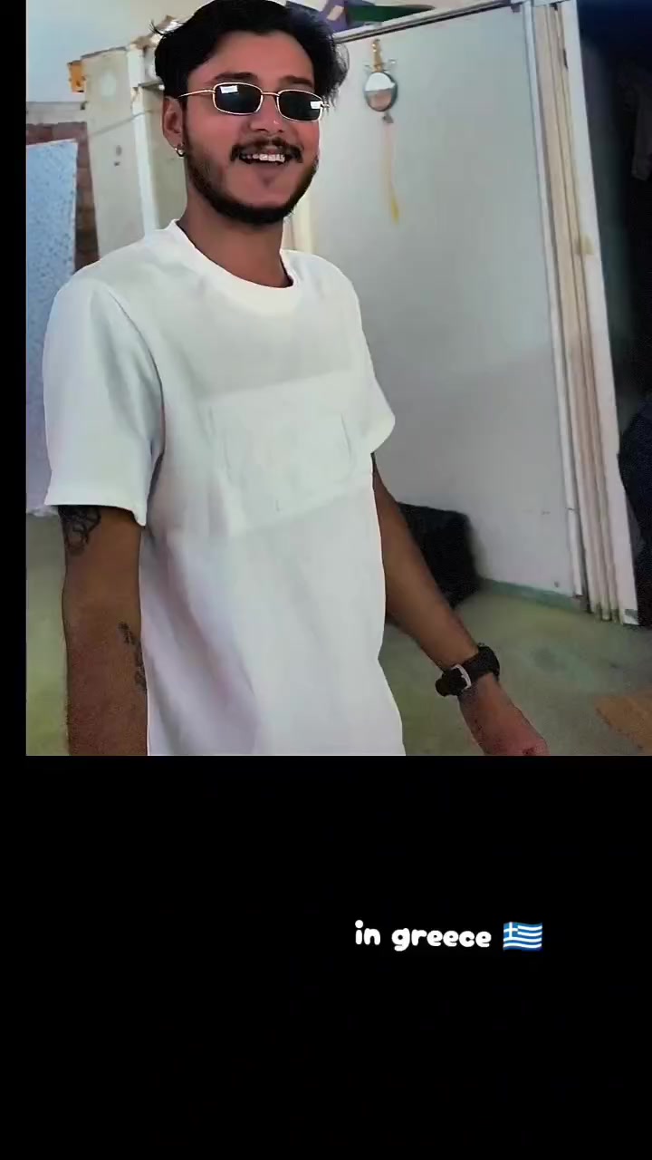 @योगेश गुरुङ्२🇳🇵♥️🇬🇷