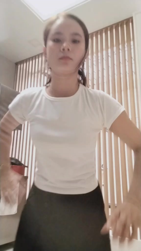 @{𝑨𝑵 𝑵 𝑮𝑰𝑬}