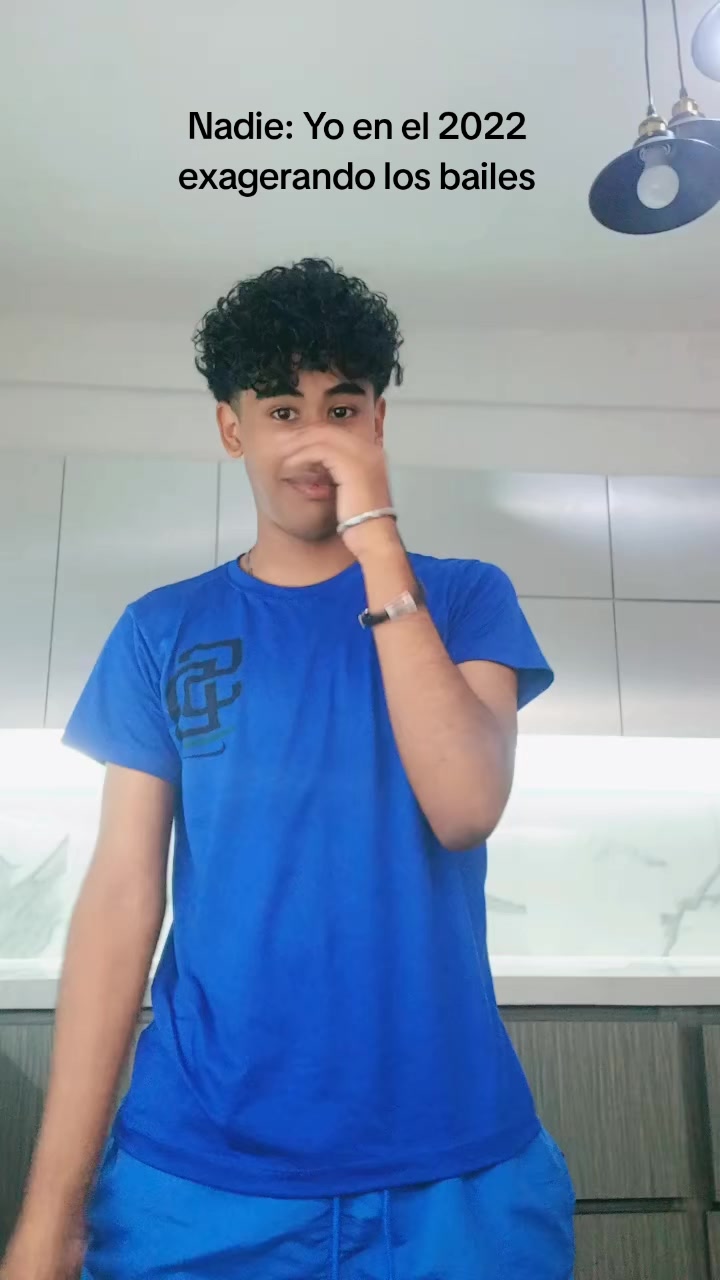 @Adri⚡