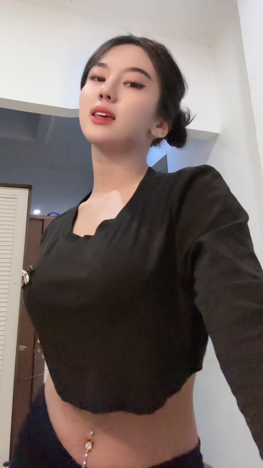 @adhia