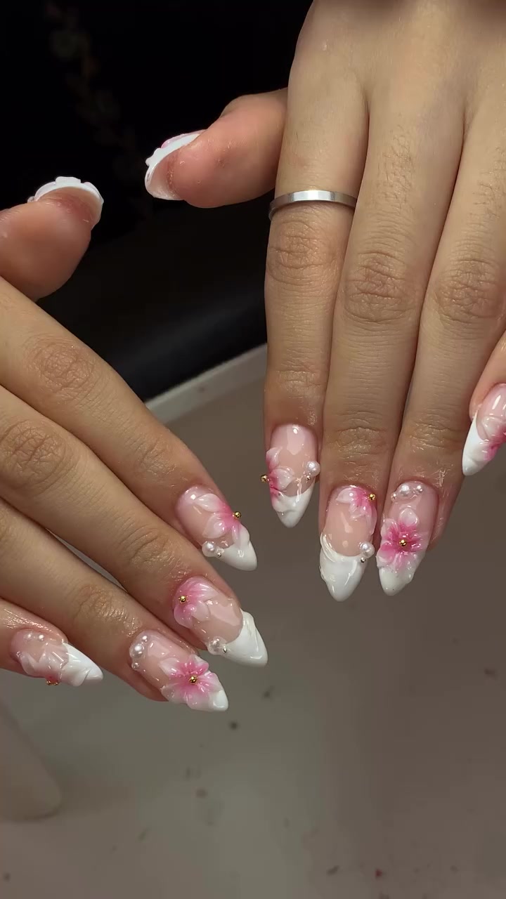 @Bloom Aesthetic