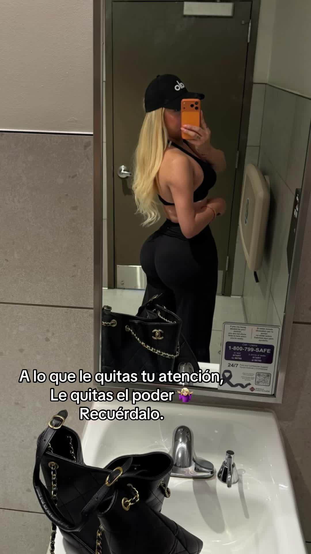 @Kriztal_soler
