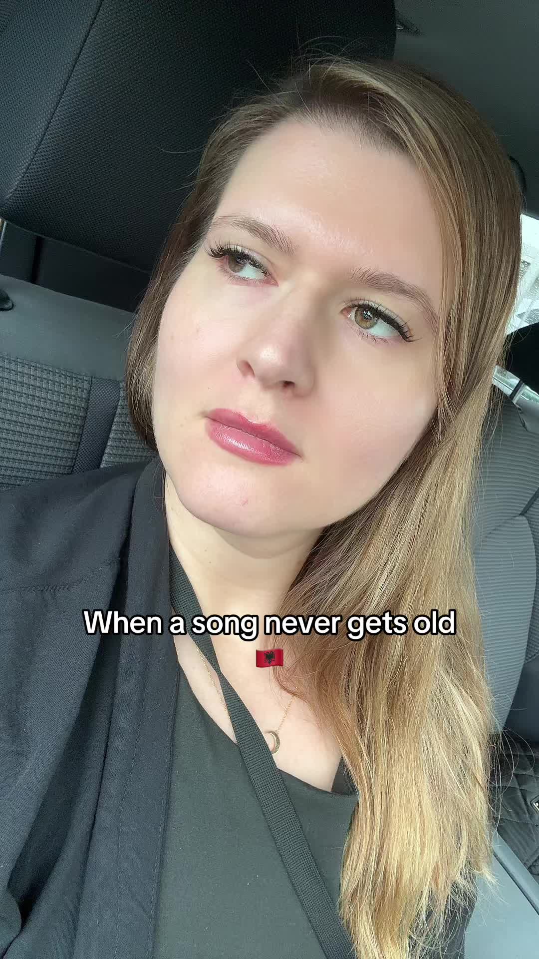 @Selen - Your Balkan Big Sister