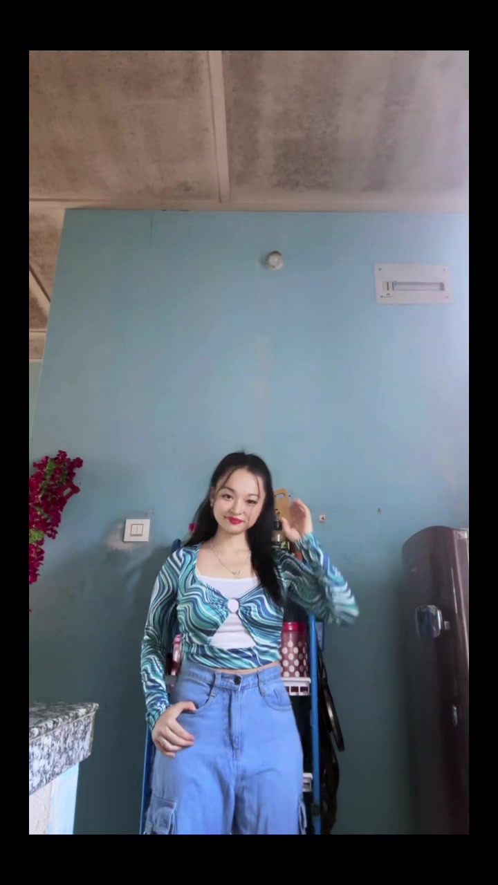 @Ñĩræ Řaĩĩ🇧🇹🥀