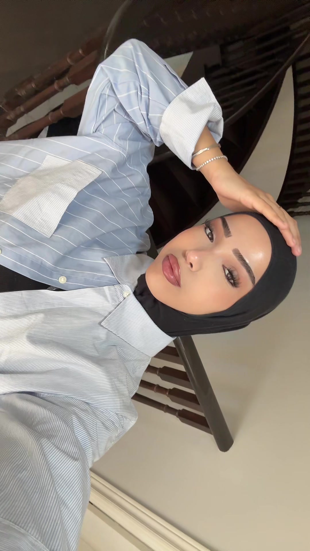 @لارا