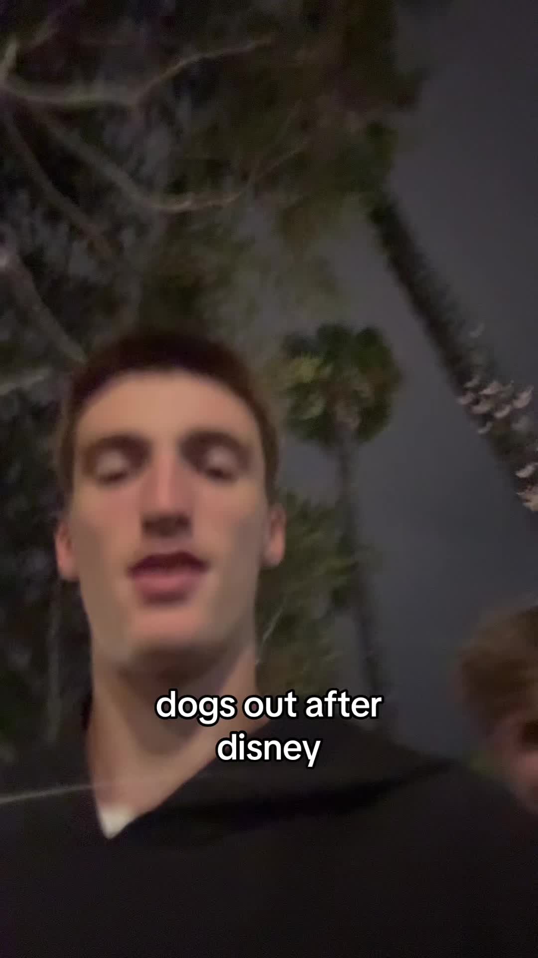 @🕺