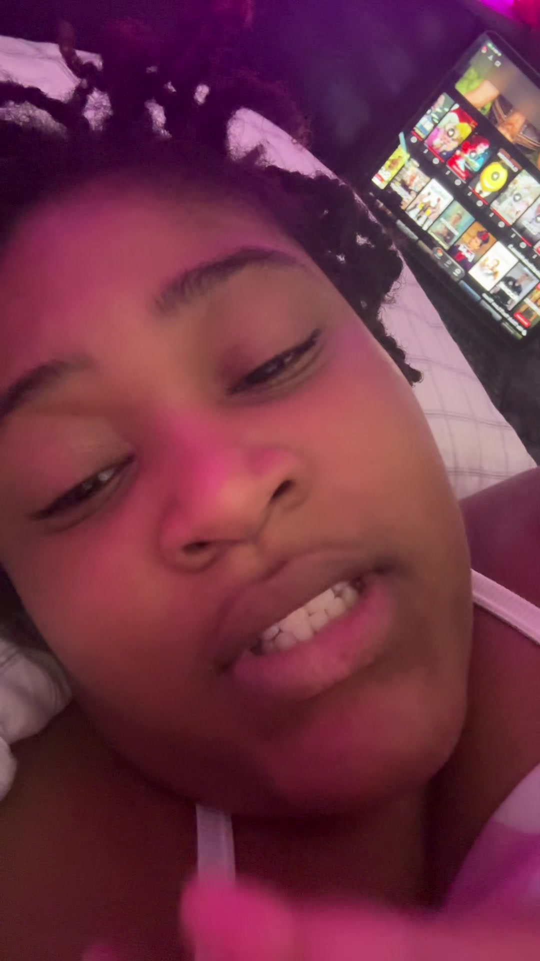 @La Grosse Qui Fait Des Vid&eacute;os