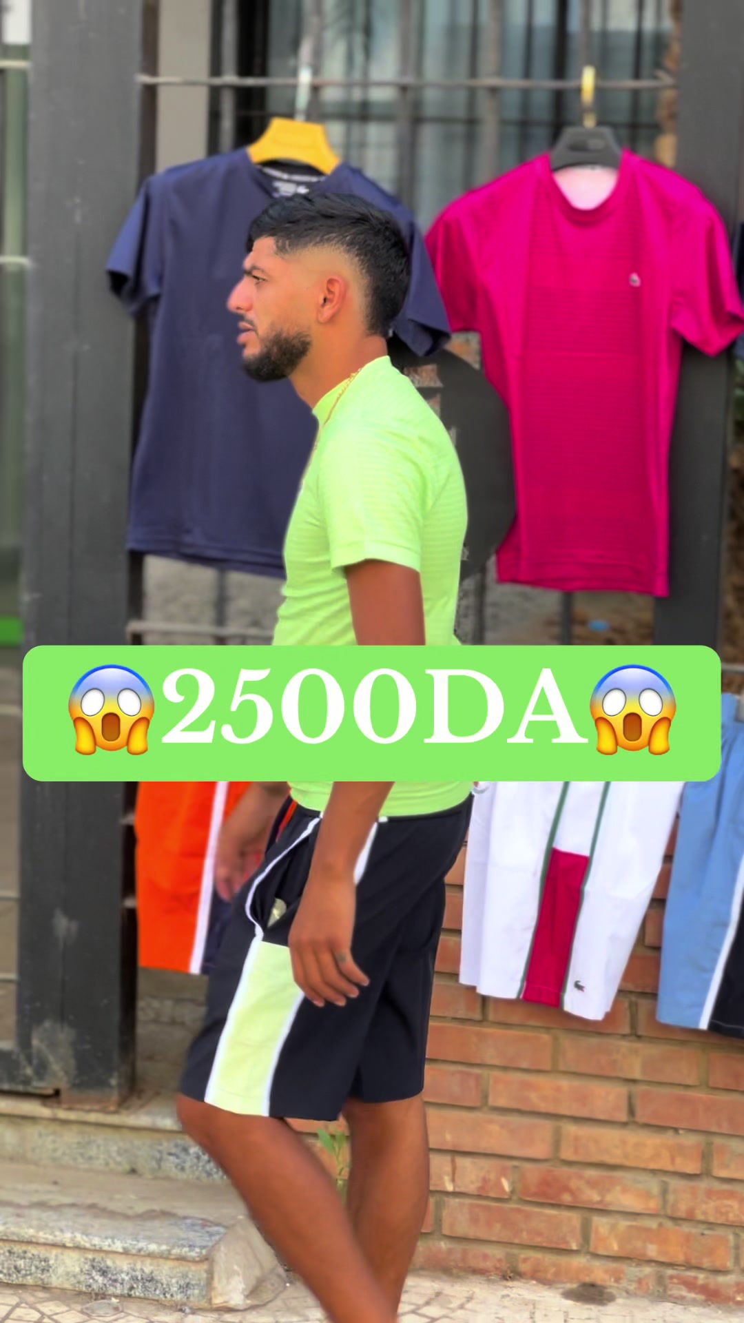 @Parisien💙❤️👕👖👟🕶👔🧢