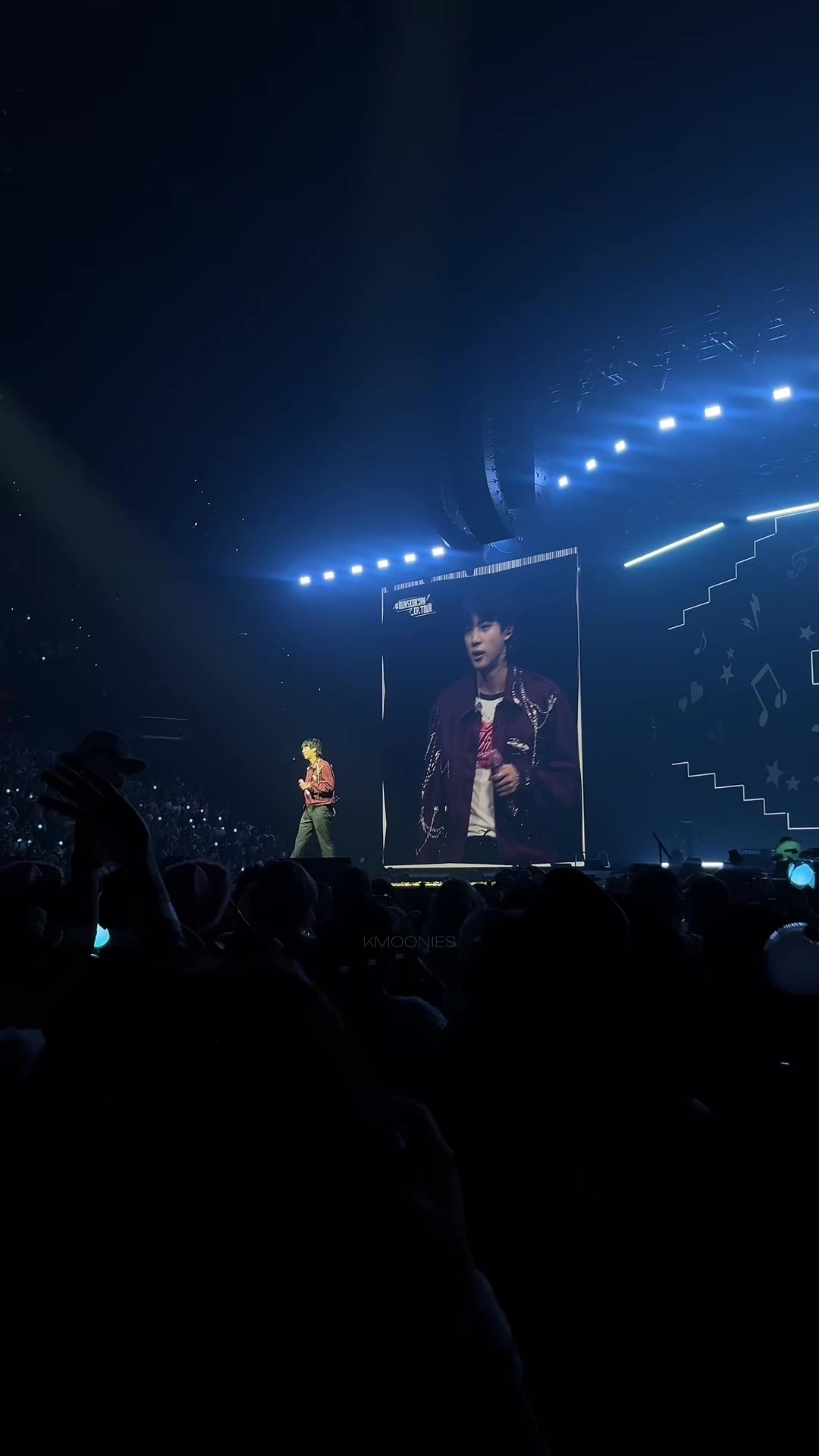 @moonie⁷ SAW BTS!