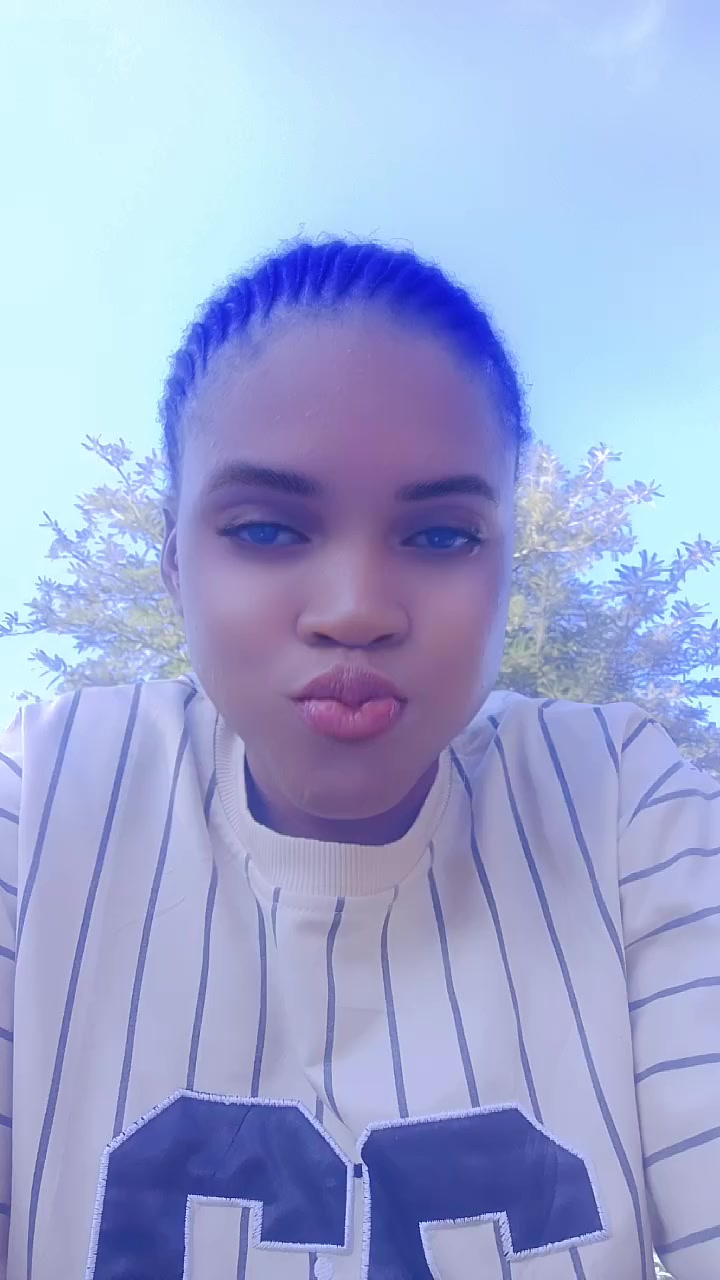 @Esther girl💖💖💖💜