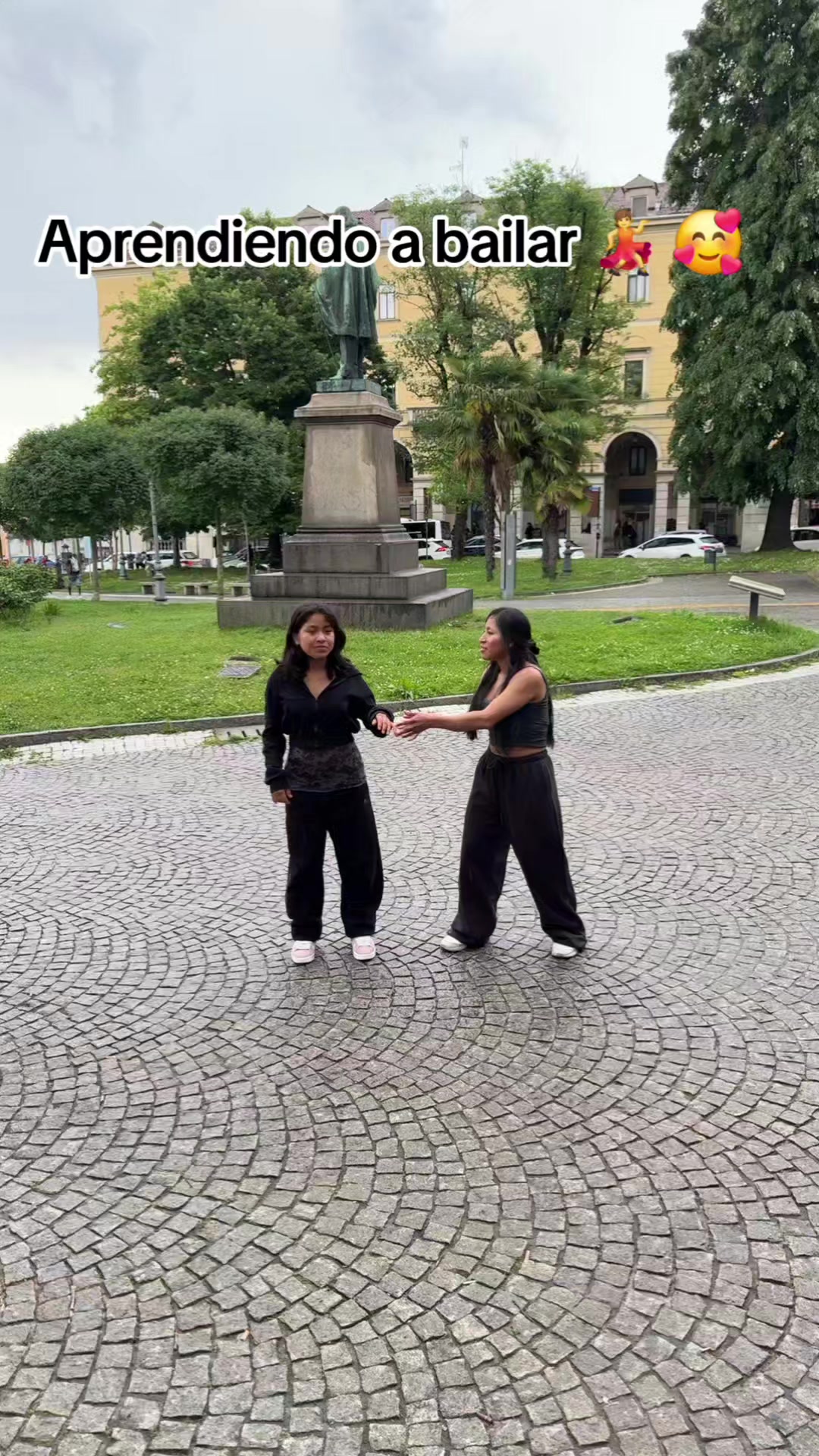 @D&eacute;bora TV