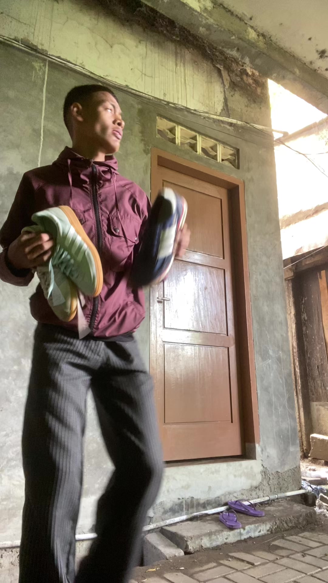 @tongoabibas