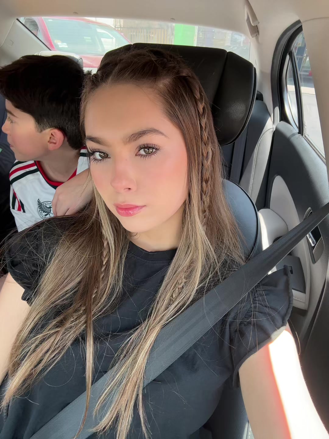 @secretsandra 🙈