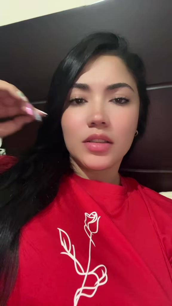 @Manuela Hernández G