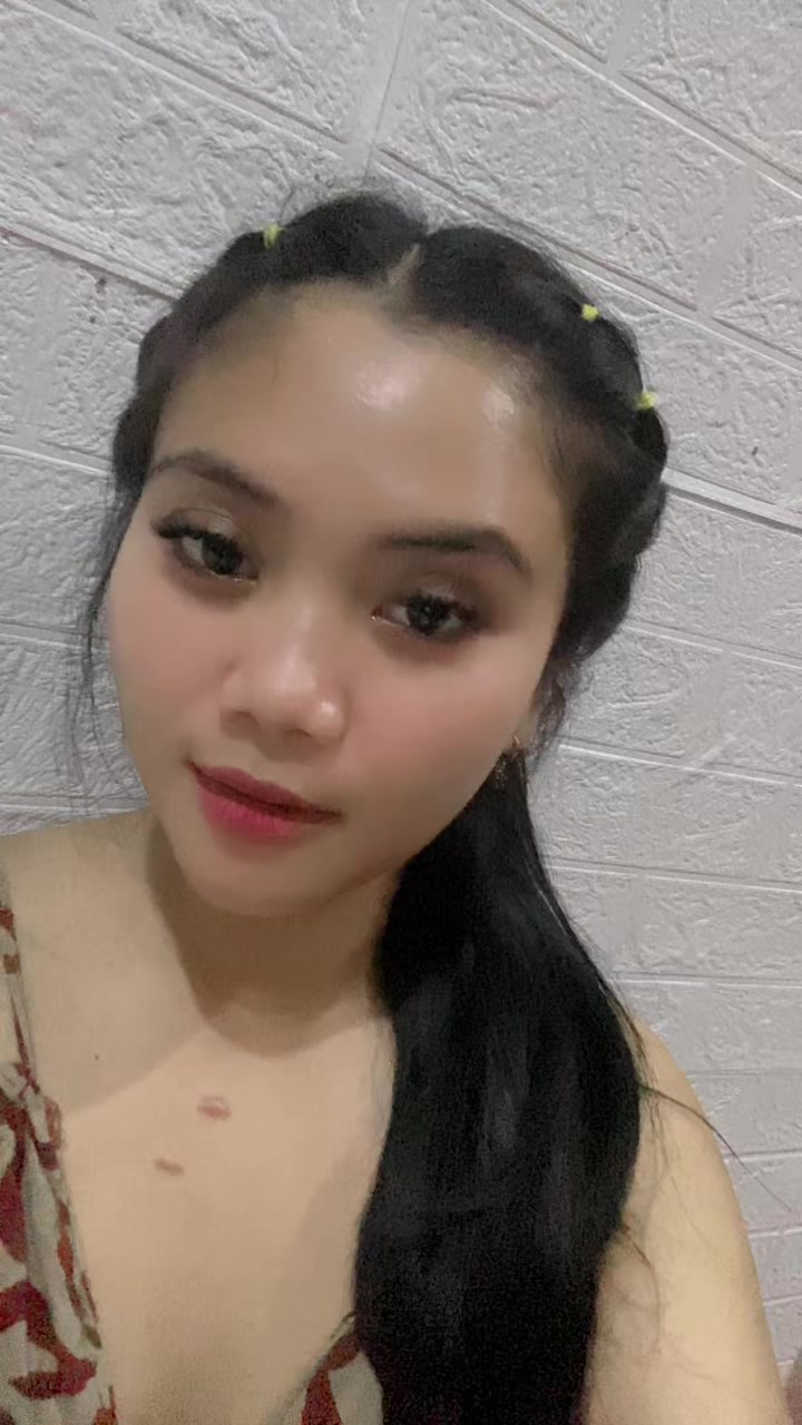 @Estervania03