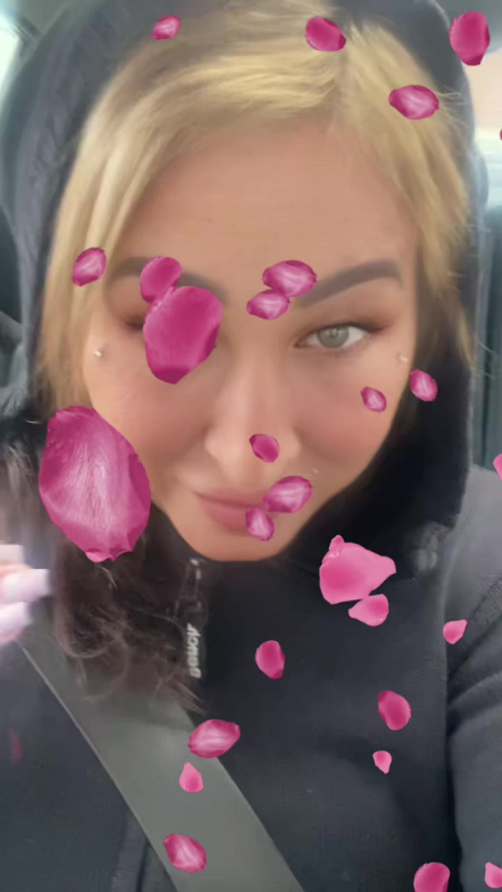 @Italiangirl🇮🇹native🇨🇦🇨🇦
