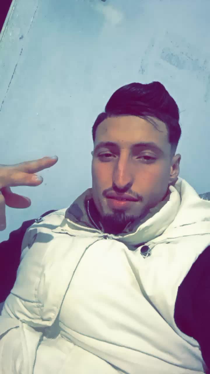 @A_🖤🦅