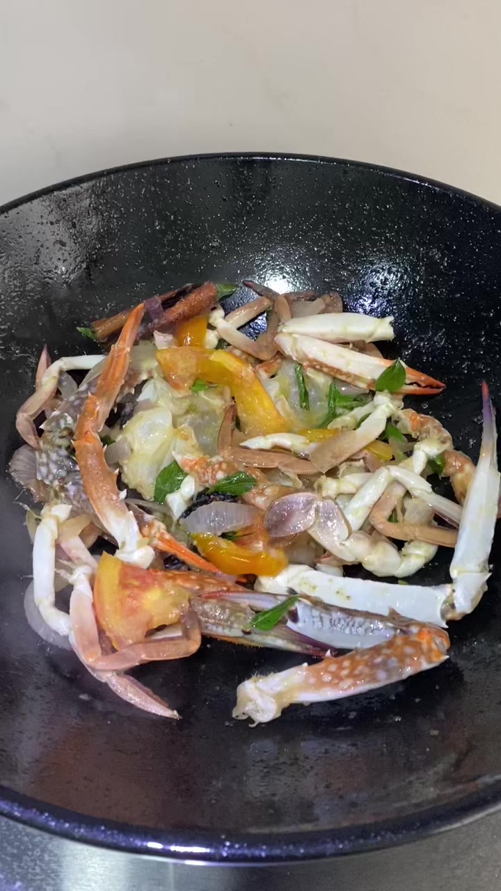 @நீ ல வா ணி 🦚
