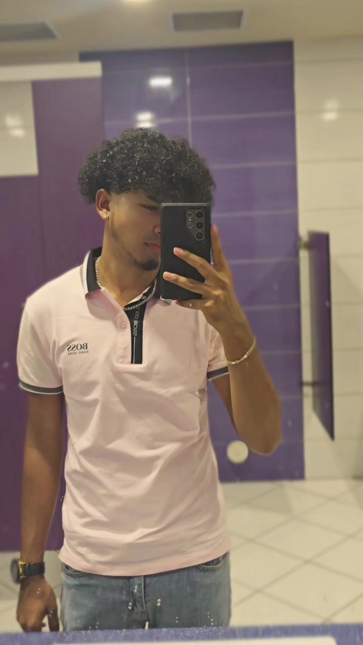 @Vɪcᴋᴀꜱʜ🇬🇾