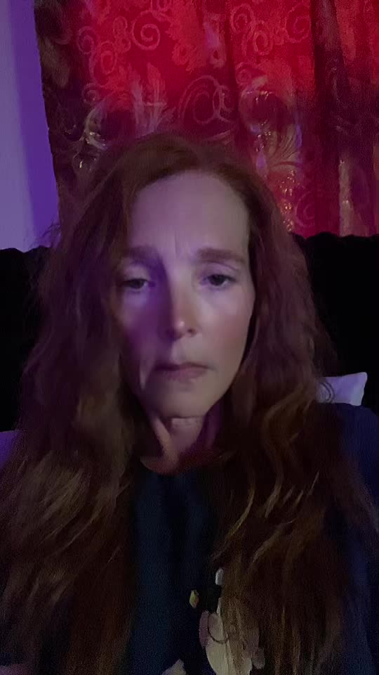 @Leann H. Thatredheadedchick