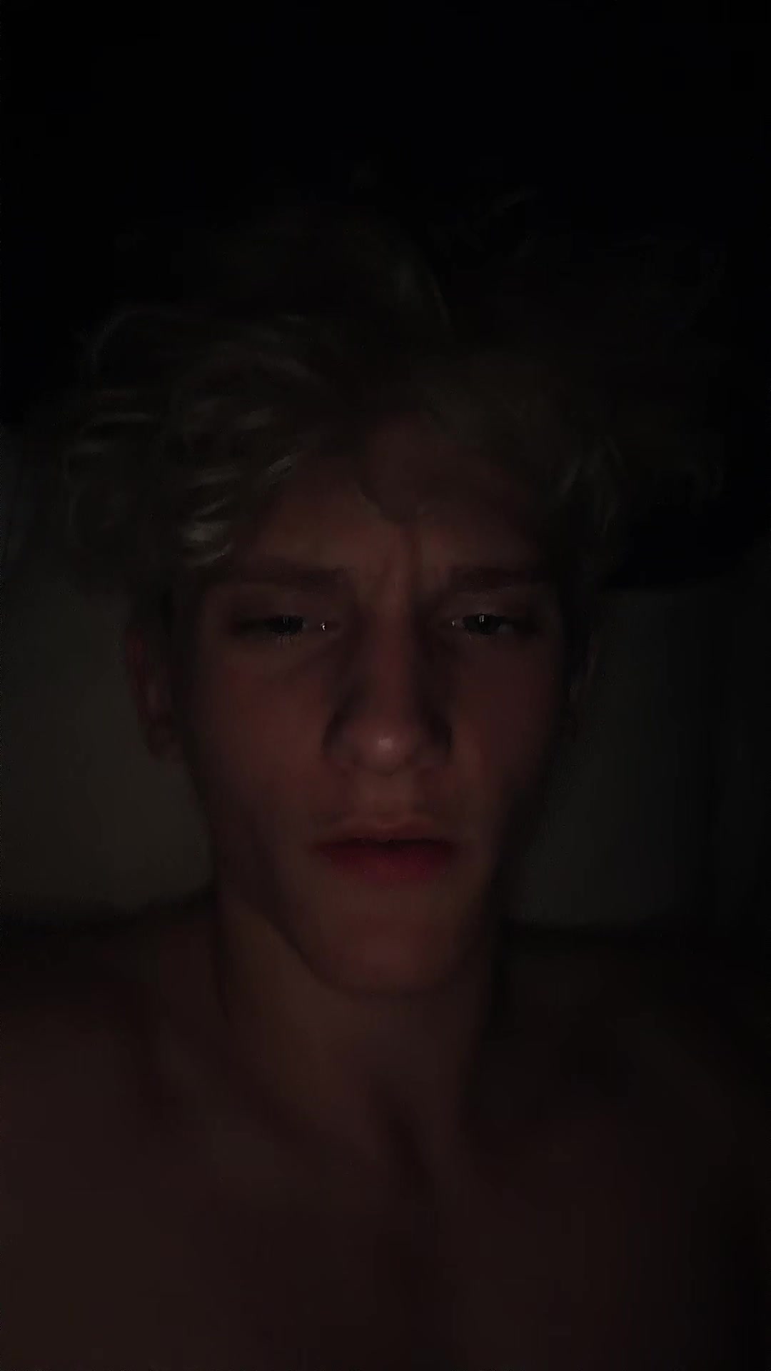 @𝓱𝓮𝓪𝓿𝔂𝓼𝓮𝓽 𝓫𝓸𝔂😏