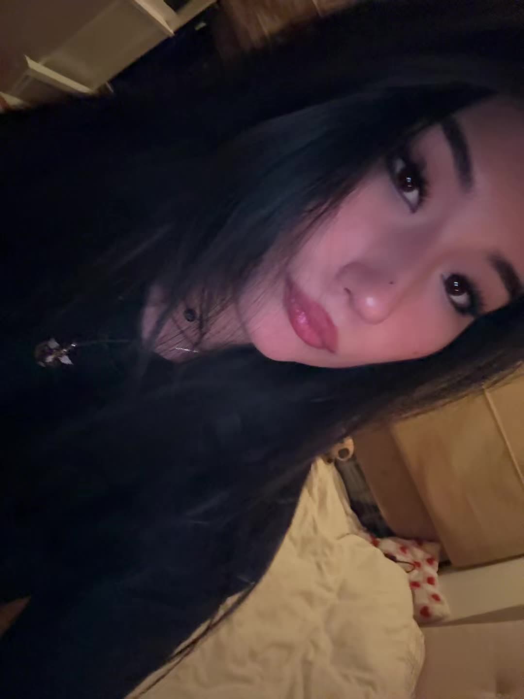 @minëk