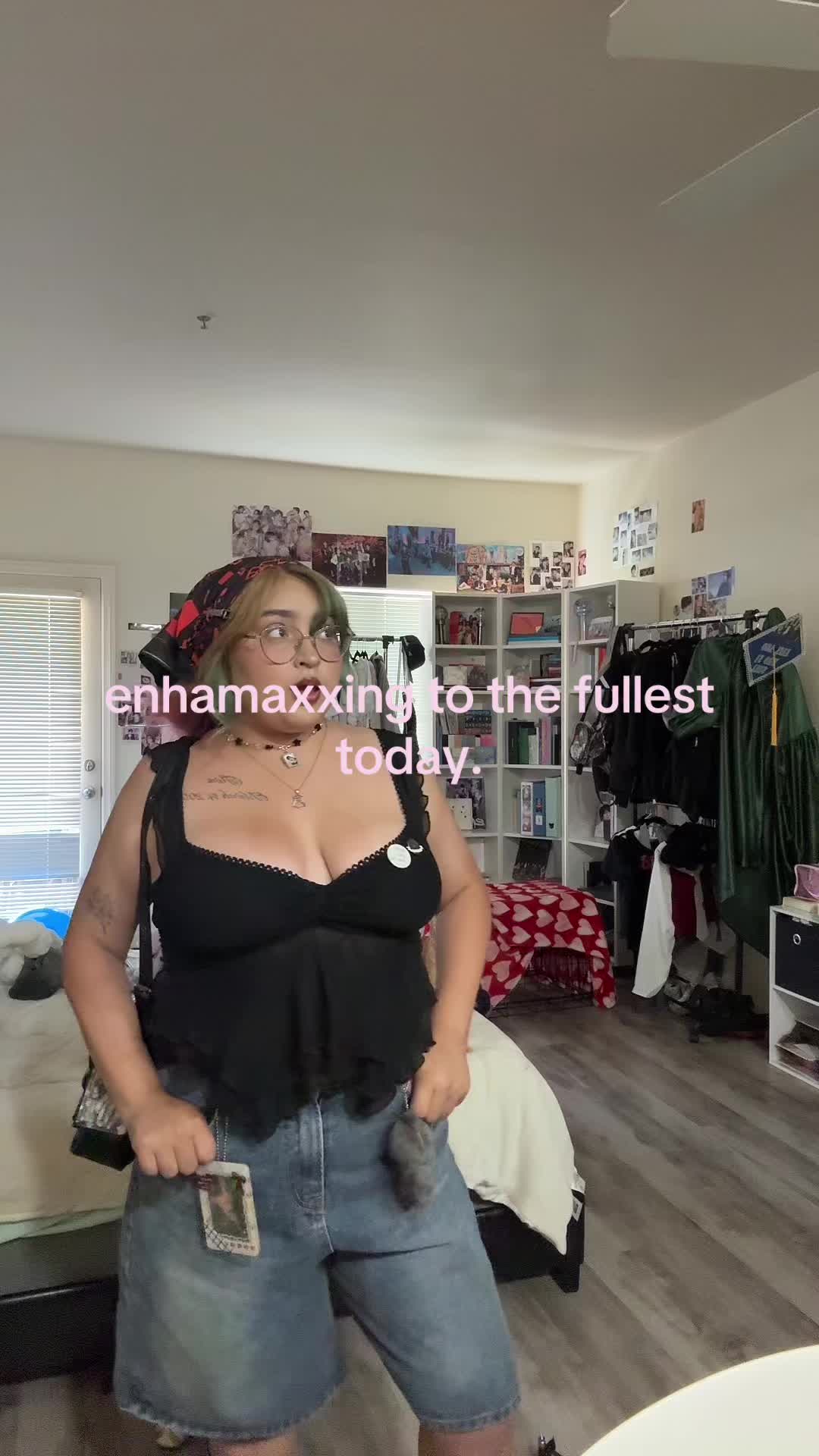 @liyah 𖧷&sup1;⁷