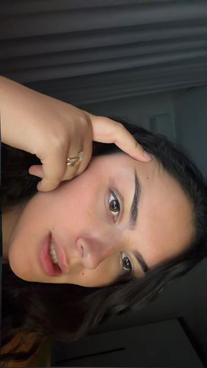 @Anita Halili
