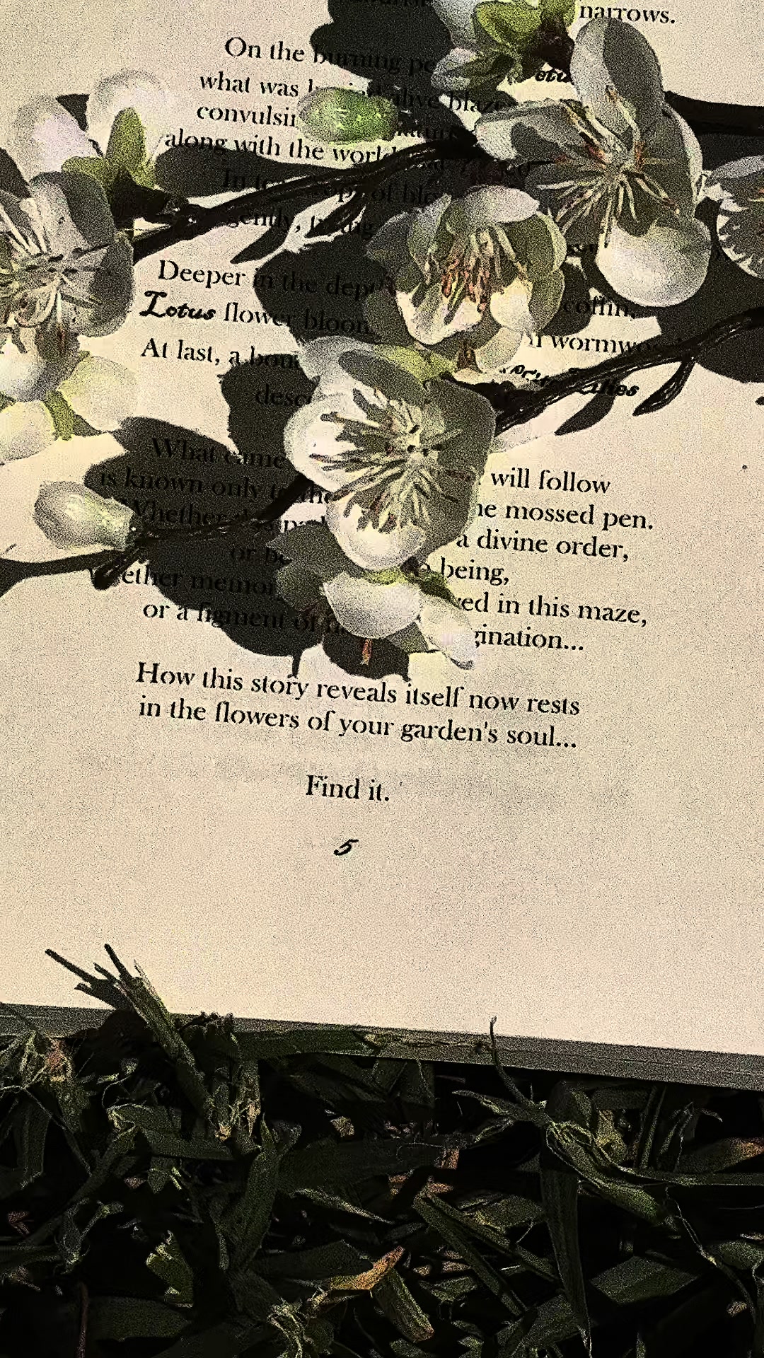 @⚘