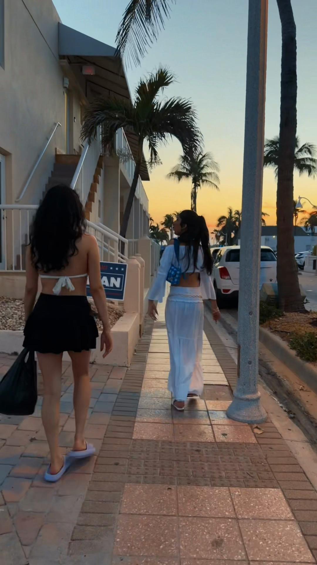 @𝓶𝓮𝓮𝓷𝓾