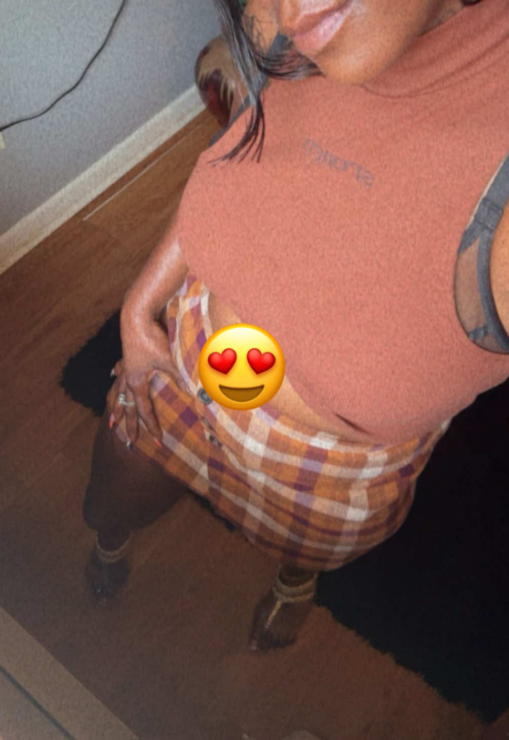 @lovelyRoni🥰