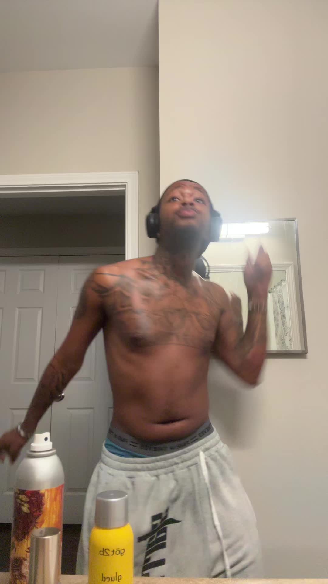 @Djrari9